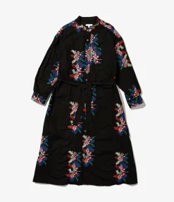 Banded Collar Dress - Black Cotton Floral Embroidery Sheeting