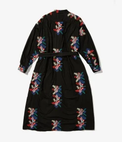 Banded Collar Dress - Black Cotton Floral Embroidery Sheeting
