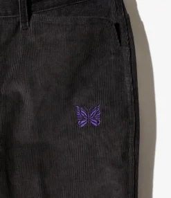Boot-Cut Jean - Black - C/PE 14W Corduroy