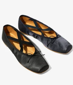 Color Combination Ballet Shoes - Black