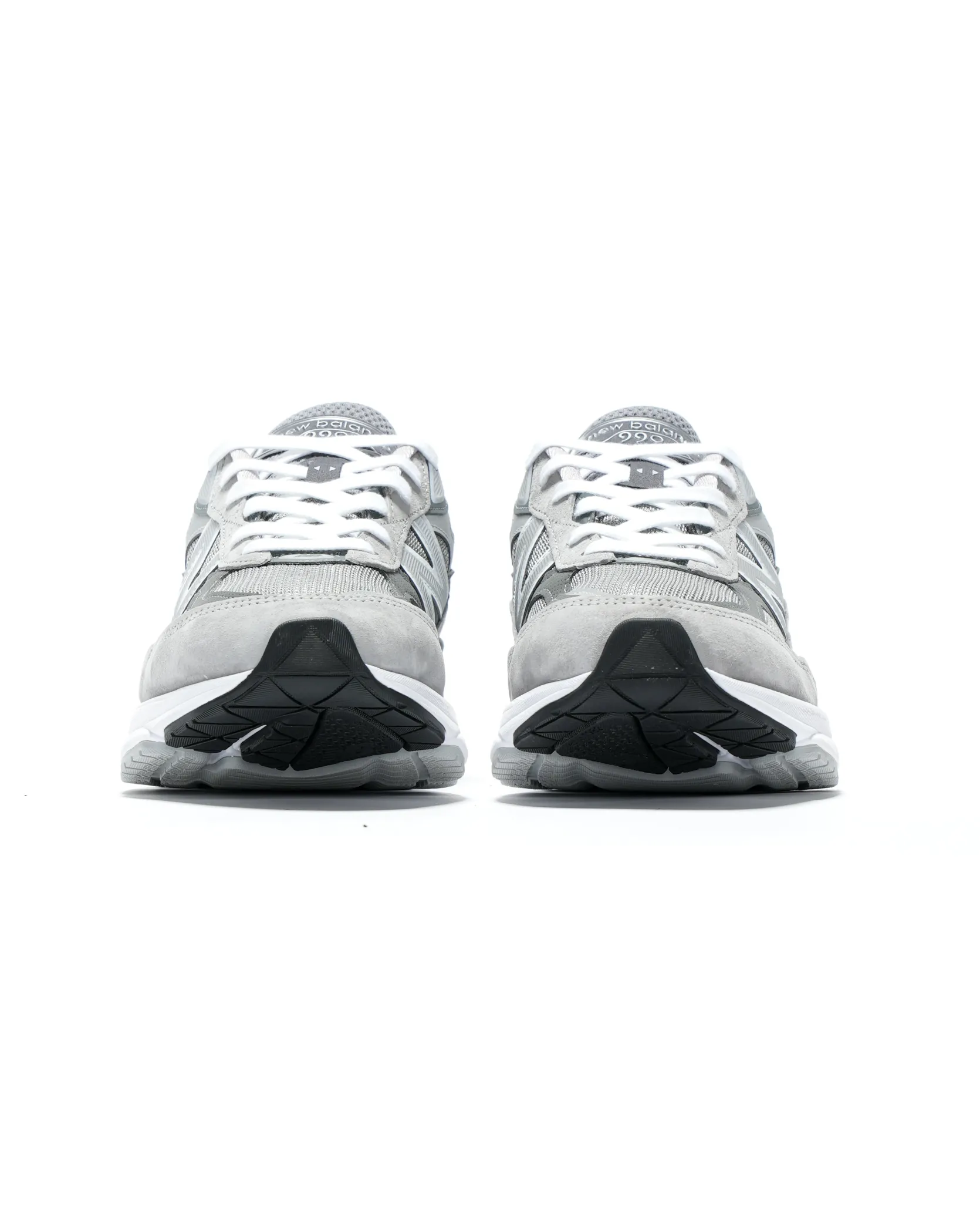 M990v6 - Grey Core