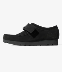 Needles x Clarks - Wallabee Strap Low - Black