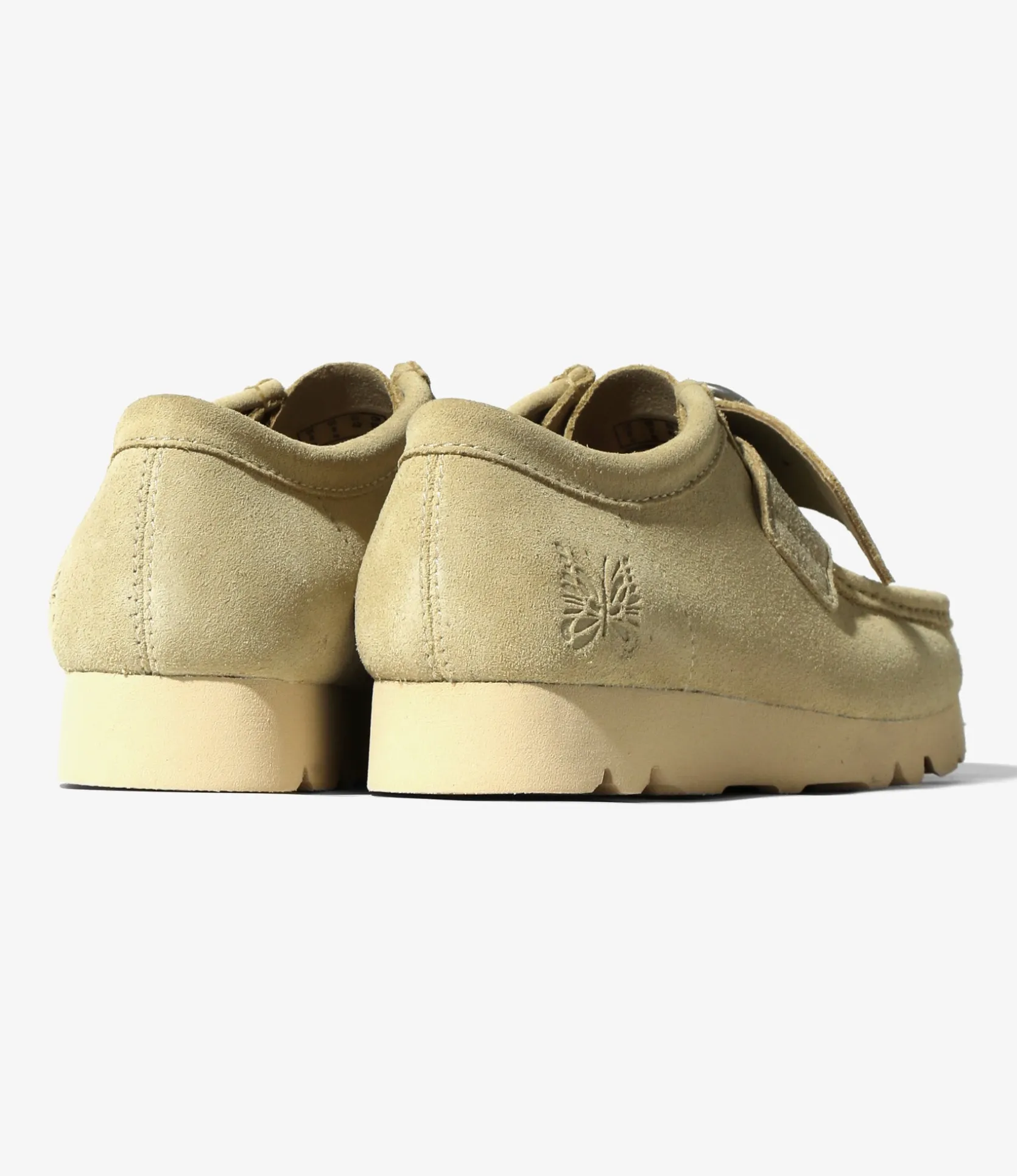 Needles x Clarks - Wallabee Strap Low - Maple