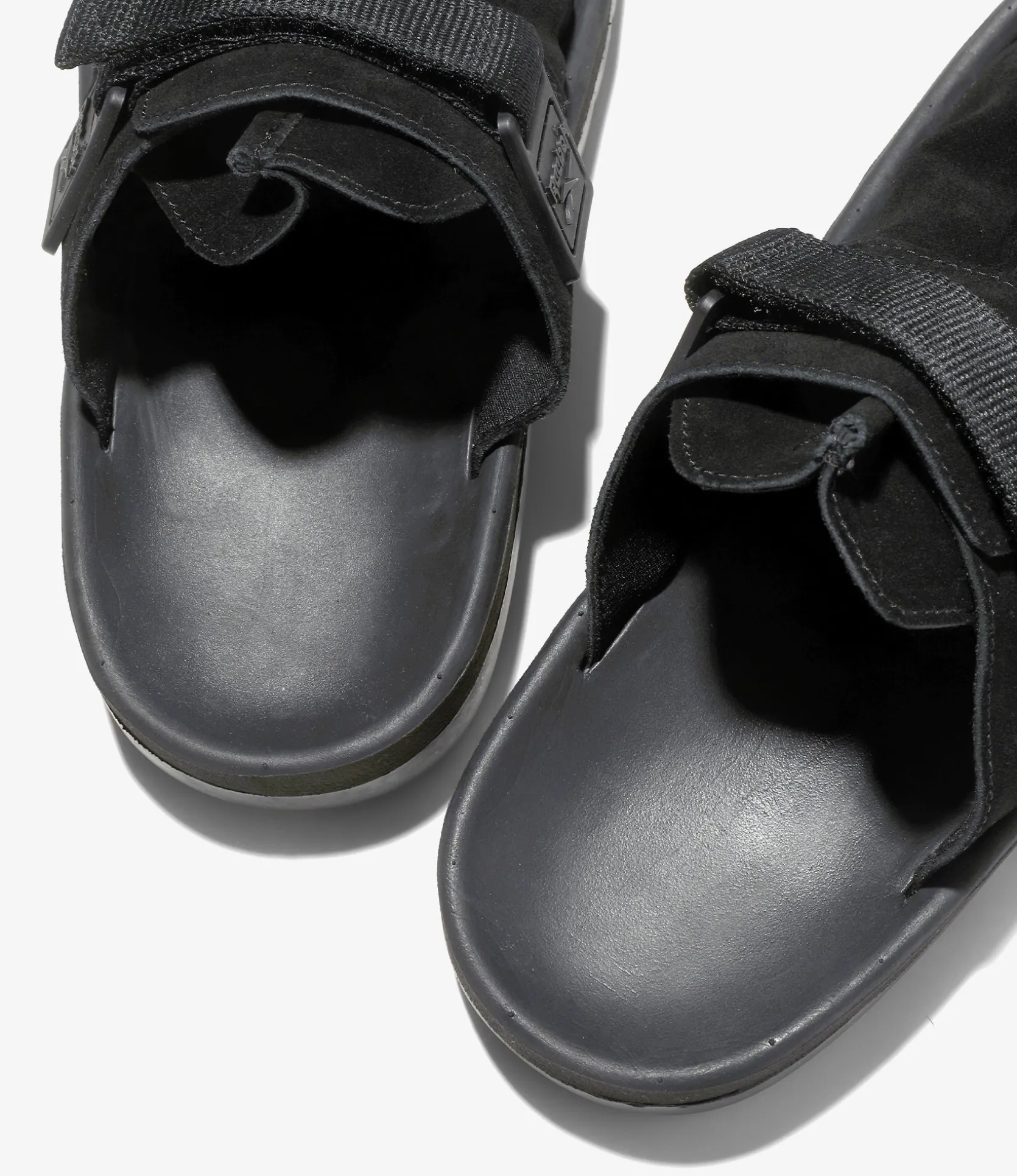 Needles x Reebok - Beatnik - Black - Suede