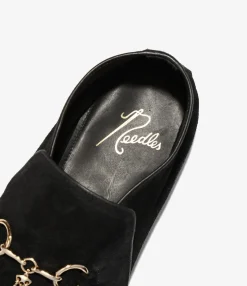 Tassel Bit Slip-On Chukka - Black