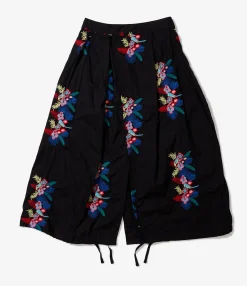 Tuck Skirt - Black Cotton Floral Embroidery Sheeting