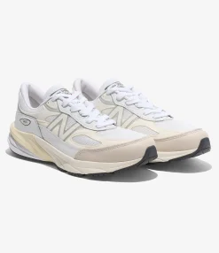 U990v6 - White / Sea Salt