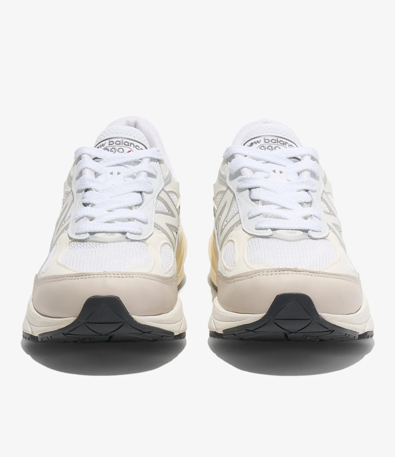 U990v6 - White / Sea Salt