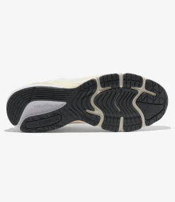 U990v6 - White / Sea Salt