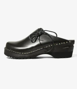 Woburn Walk X Troentorp - Swedish Clog - Alps/ Side Lace - Black